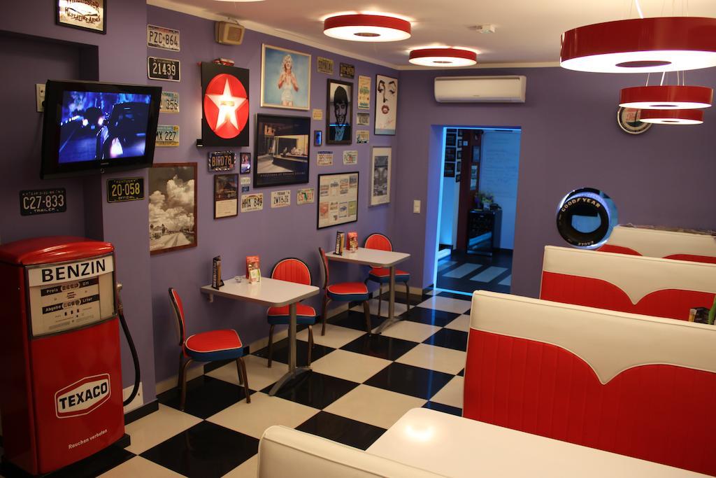 Garagehotel Wloclawek Ngoại thất bức ảnh