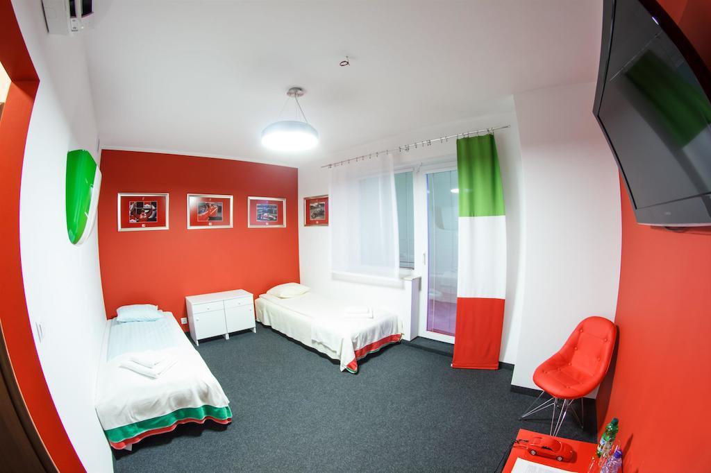 Garagehotel Wloclawek Phòng bức ảnh